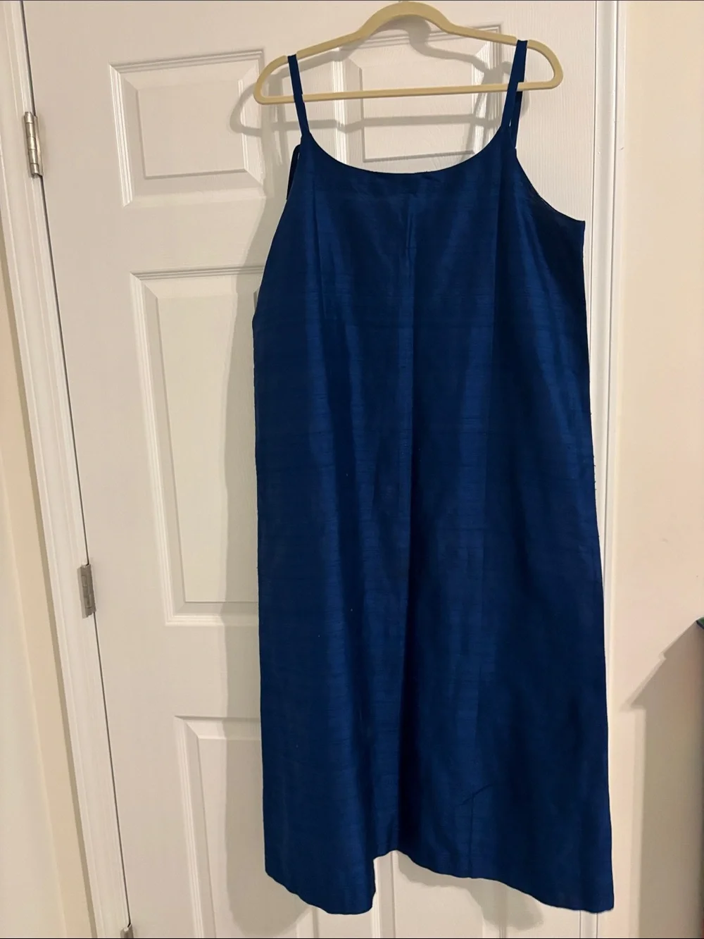 Sleeveless Navy Blue Slip Dress - Classic Minimalist Style - Picture 4 of 4